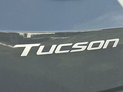 New 2026 Hyundai Tucson SE image 12