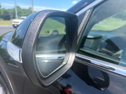 Used 2026 Buick Enclave Preferred AWD/4WD image 41