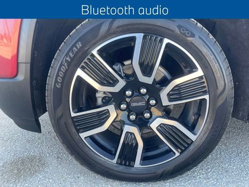 Used 2021 GMC Acadia SLE w/ Driver Convenience Package image 15