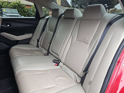 Used 2024 Honda Accord EX-L image 13