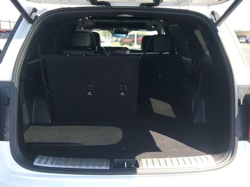 Used 2023 Hyundai Palisade Calligraphy image 12