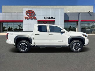 Used 2024 Toyota Tacoma TRD Off-Road w/ TRD Off Road Premium Package video 2