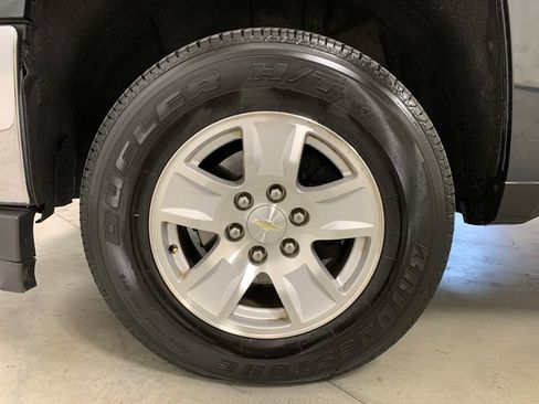 Used 2018 Chevrolet Silverado 1500 LT w/ All Star Edition image 17