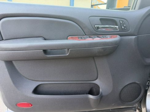 Used 2007 Chevrolet Silverado 2500 LTZ w/ Safety Package image 7