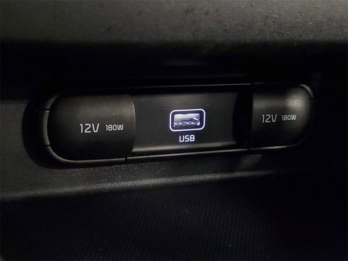 Certified 2022 Kia Seltos LX image 23