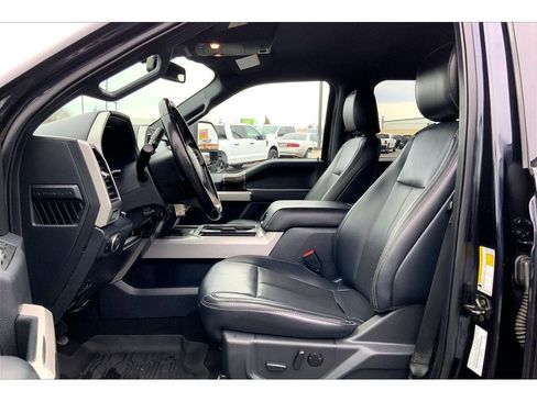 Used 2022 Ford F250 Lariat w/ Lariat Value Package image 26