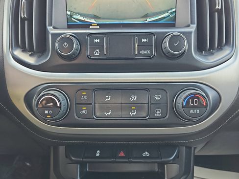 Used 2022 GMC Canyon Elevation image 23