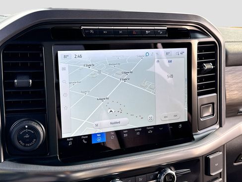 Used 2024 Ford F150 Lariat w/ FX4 Off-Road Package image 10