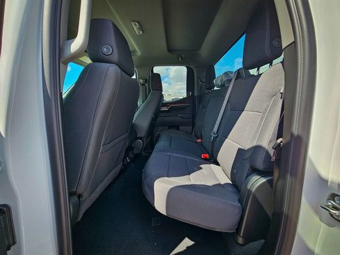 New 2026 GMC Sierra 1500 Elevation image 32