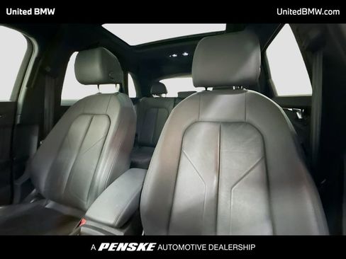 Used 2020 Audi Q3 2.0T Premium Plus image 5