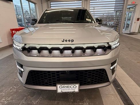 New 2026 Jeep Grand Wagoneer Limited AWD/4WD image 3