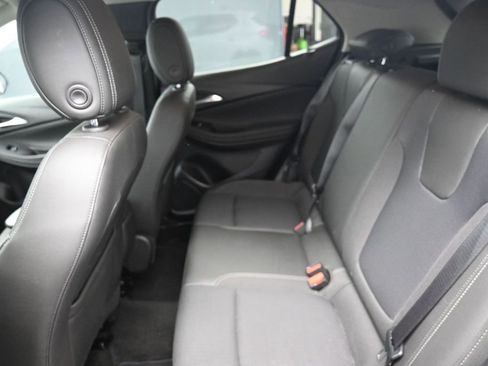 Used 2025 Buick Encore GX Preferred AWD/4WD image 22