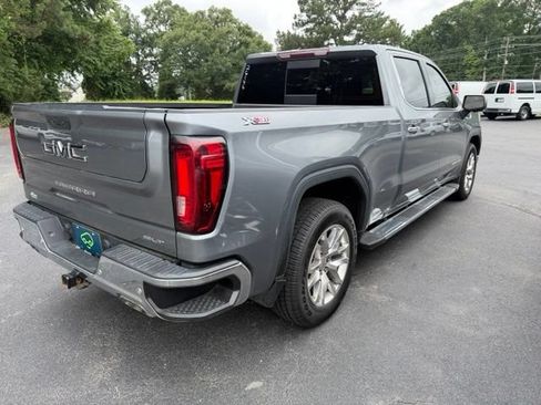 Certified 2022 GMC Sierra 1500 SLT w/ SLT Premium Plus Package AWD/4WD image 4
