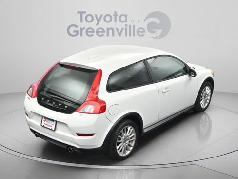 Used 2011 Volvo C30 T5 w/ Climate Pkg image 16
