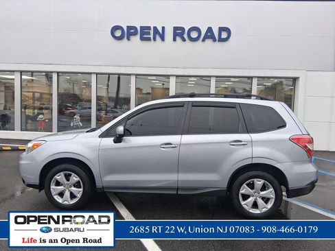 Used 2015 Subaru Forester 2.5i Premium w/ All-Weather Package image 5