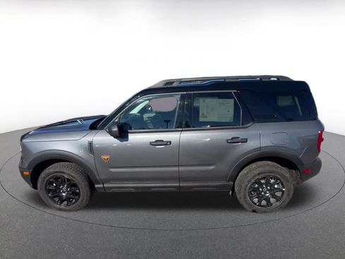 Used 2025 Ford Bronco Sport Badlands image 9