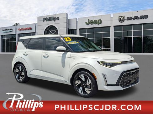 Used 2023 Kia Soul GT-Line w/ GT-Line Technology Package FWD image 1