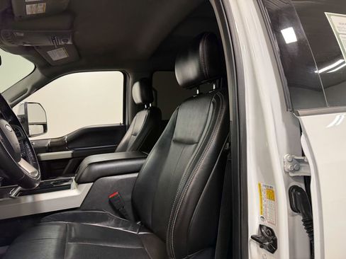 Used 2020 Ford F250 Lariat w/ FX4 Off-Road Package image 60