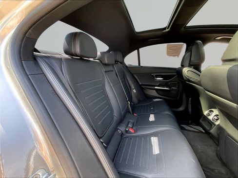 Used 2023 Mercedes-Benz C 300 4MATIC Sedan image 25