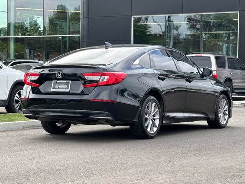 Used 2021 Honda Accord LX image 3