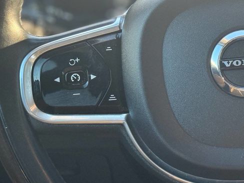 Used 2016 Volvo XC90 T6 Momentum w/ Protection Package Plus image 29