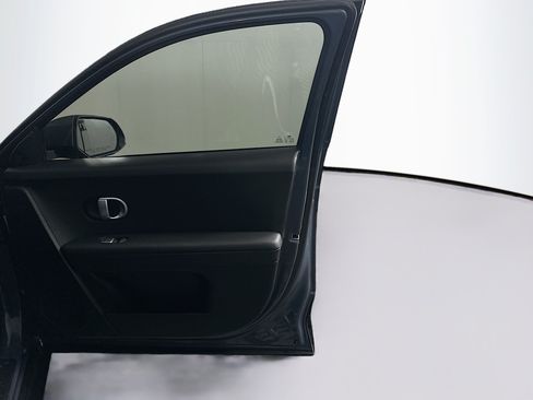 Used 2024 Hyundai Ioniq 5 SEL RWD image 33
