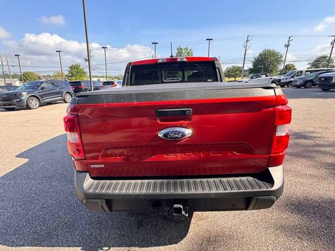 Used 2024 Ford Maverick Lariat FWD image 3