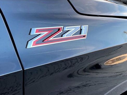 Used 2025 Chevrolet Tahoe Z71 image 24