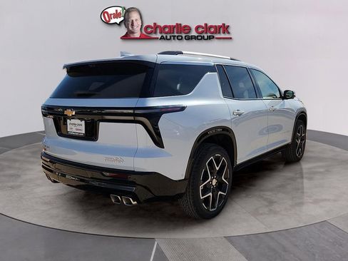 New 2026 Chevrolet Traverse High Country FWD image 5