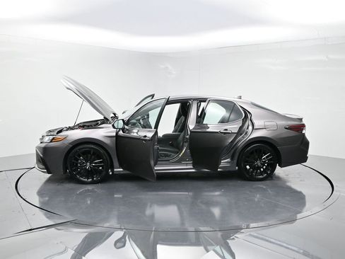 Used 2024 Toyota Camry XSE image 27