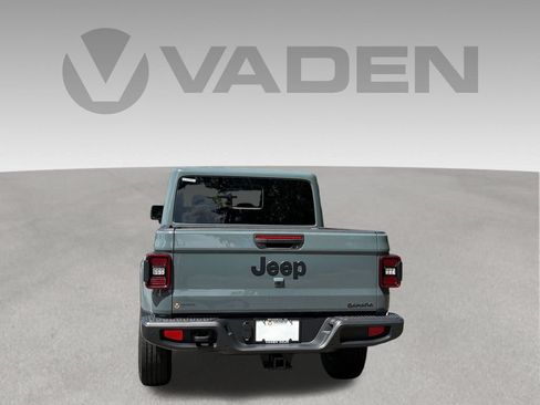 New 2026 Jeep Gladiator Sport AWD/4WD image 4
