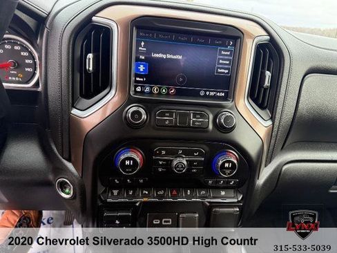 Used 2020 Chevrolet Silverado 3500 High Country image 11