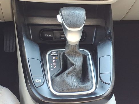 Used 2022 Kia Soul LX w/ Technology Package image 7