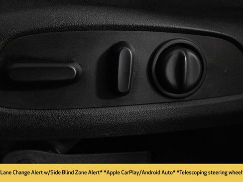 Certified 2020 Chevrolet Traverse LT image 22