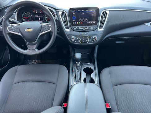 Used 2022 Chevrolet Malibu LT image 13