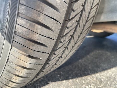 Used 2011 Acura MDX w/ Technology & Entertainment image 10