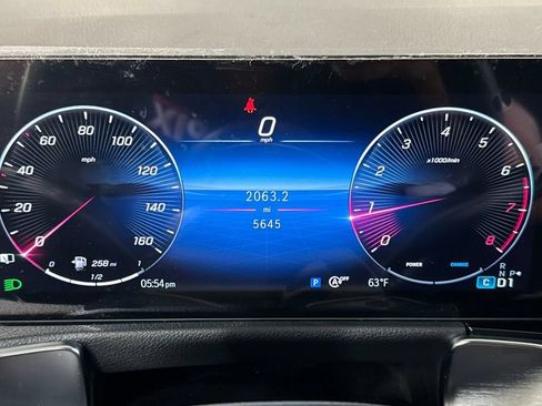 Certified 2026 Mercedes-Benz GLB 250 4MATIC image 31
