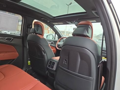 New 2026 Kia Sportage SX Prestige image 19