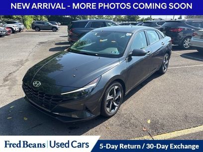 Used 2023 Hyundai Elantra SEL w/ Convenience Package