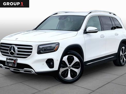 Used 2024 Mercedes-Benz GLB 250 image 1
