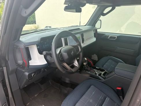Used 2026 Ford Bronco Heritage Edition AWD/4WD image 6