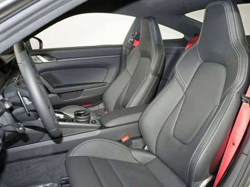 New 2026 Porsche 911 Carrera RWD image 5