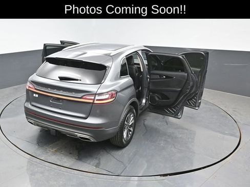 Used 2022 Lincoln Nautilus Reserve w/ Class II Trailer Tow Package AWD/4WD image 26