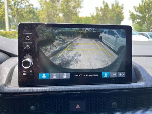 Used 2024 Honda CR-V EX-L image 10