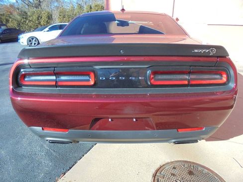 Used 2020 Dodge Challenger SRT Hellcat RWD image 33