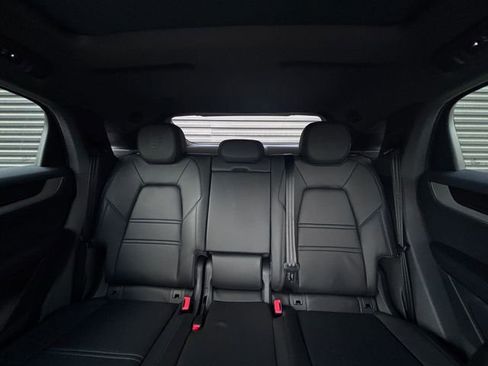 New 2026 Porsche Cayenne Coupe image 26