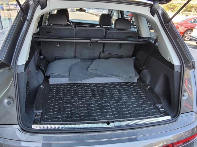 Used 2023 Audi Q7 3.0T Premium Plus w/ Premium Plus Package AWD/4WD image 7
