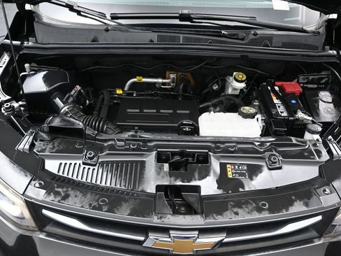 Used 2021 Chevrolet Trax LS FWD image 16