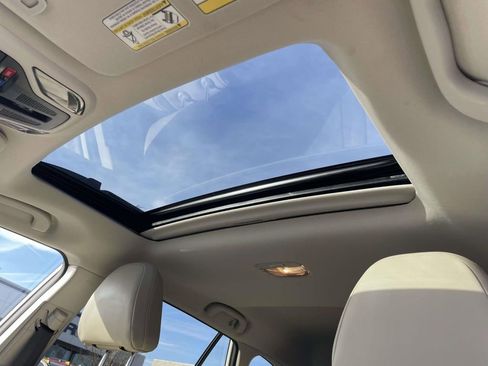 Used 2022 Subaru Outback Limited image 9