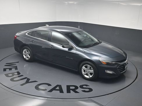 Used 2020 Chevrolet Malibu LS FWD image 32